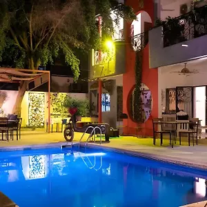 Loman Art Guest house